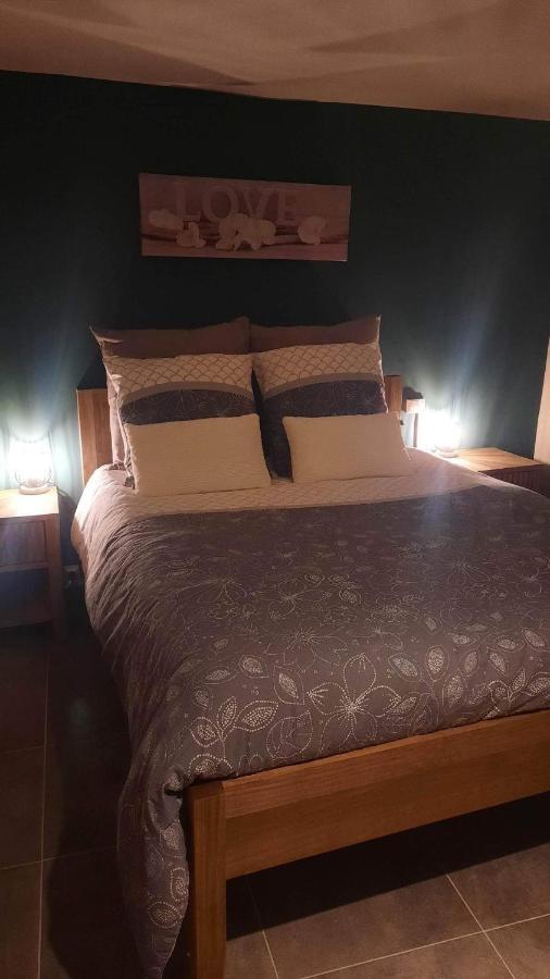 Bed and Breakfast Les Cedres Bleus à Saint-Medard-de-Mussidan Extérieur photo