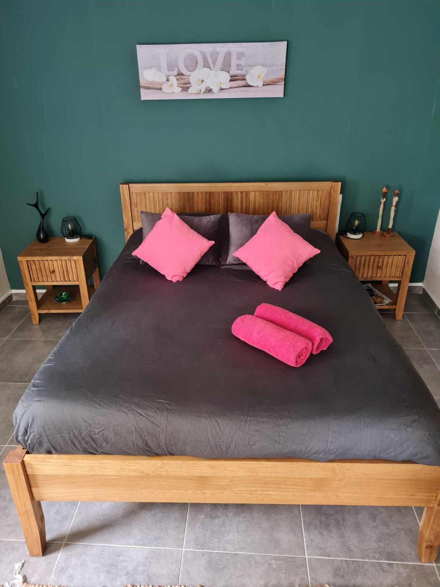 Bed and Breakfast Les Cedres Bleus à Saint-Medard-de-Mussidan Extérieur photo